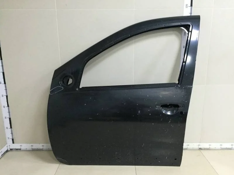 Дверь передняя левая Renault Duster 2012>