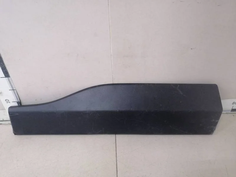 Накладка двери задней правой Toyota Rav 4 (XA50) 2018>