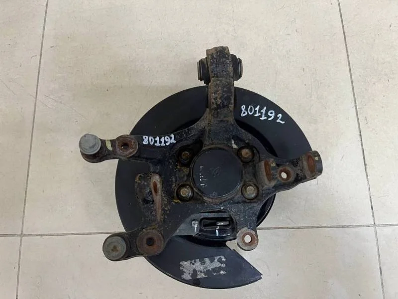 Кулак поворотный задний левый Kia Optima 3 (TF) 2010-2015