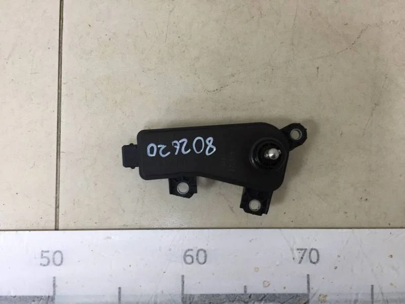 Механизм изменения длины впускного коллектора BMW 3-series E90/E91 2005-2011