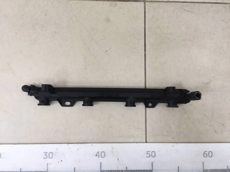 Рейка топливная (рампа) Volkswagen Jetta (5K) 2011>