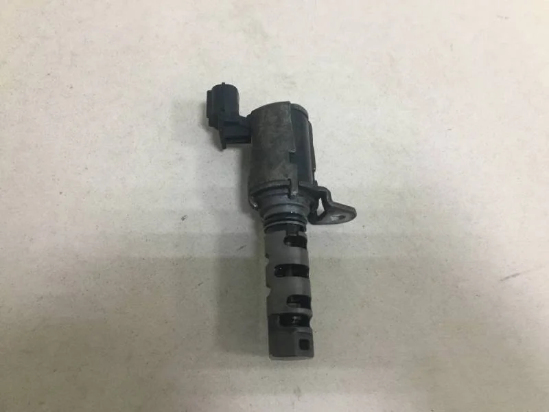 Клапан электромагн. изменения фаз ГРМ Toyota Avensis (T250) 2003-2009