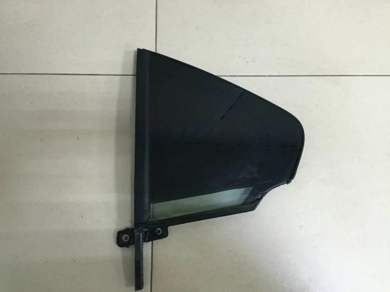 Стекло двери задней левой (форточка) Volkswagen Jetta (5K) 2011>