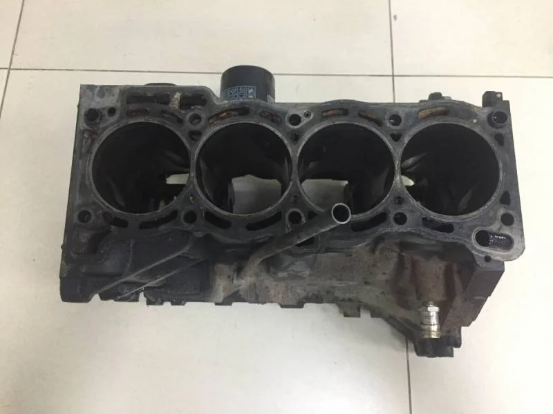 Блок двигателя Nissan Primera (P12) 2002-2007