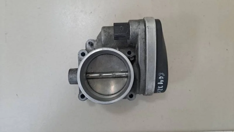 Заслонка дроссельная электрическая BMW 5-series E60/E61 2003-2009