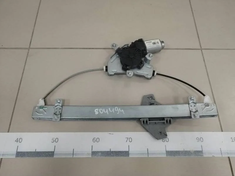 Стеклоподъемник электр. передний правый Hyundai Solaris 2010-2017