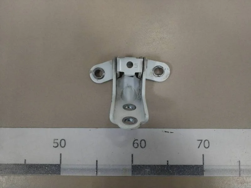 Петля двери задней правой нижняя Hyundai Solaris 2010-2017