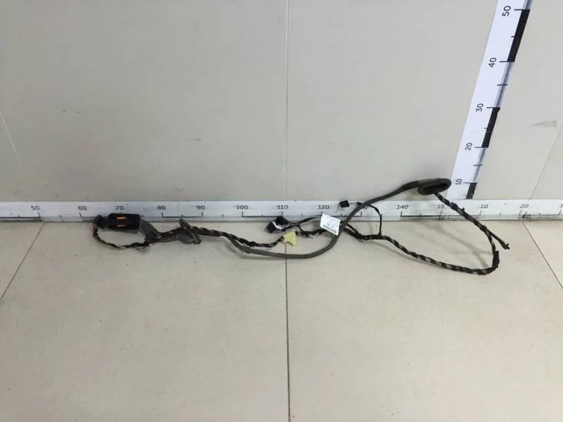 Проводка двери Volkswagen Polo (Sed RUS) 2011>