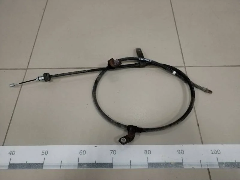 Трос стояночного тормоза левый Hyundai Solaris 2010-2017