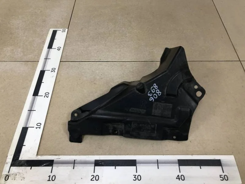 Пыльник (кузов наружные) BMW 3-series E92/E93 2006-2012