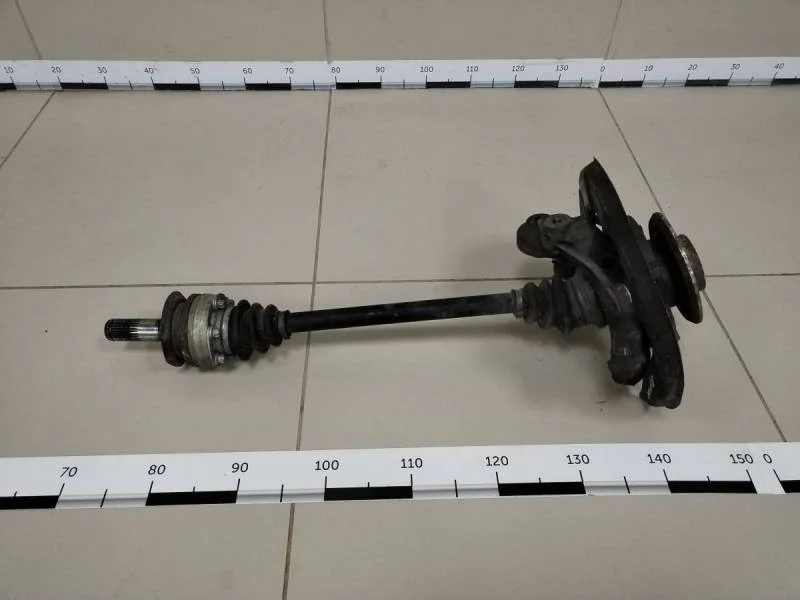 Кулак поворотный задний левый BMW 3-series E92/E93 2006-2012