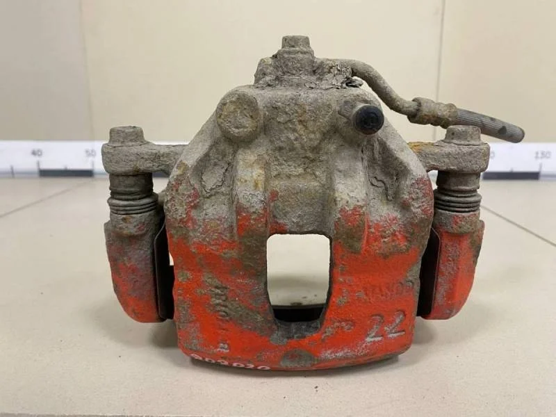 Суппорт передний левый Hyundai Solaris 2010-2017