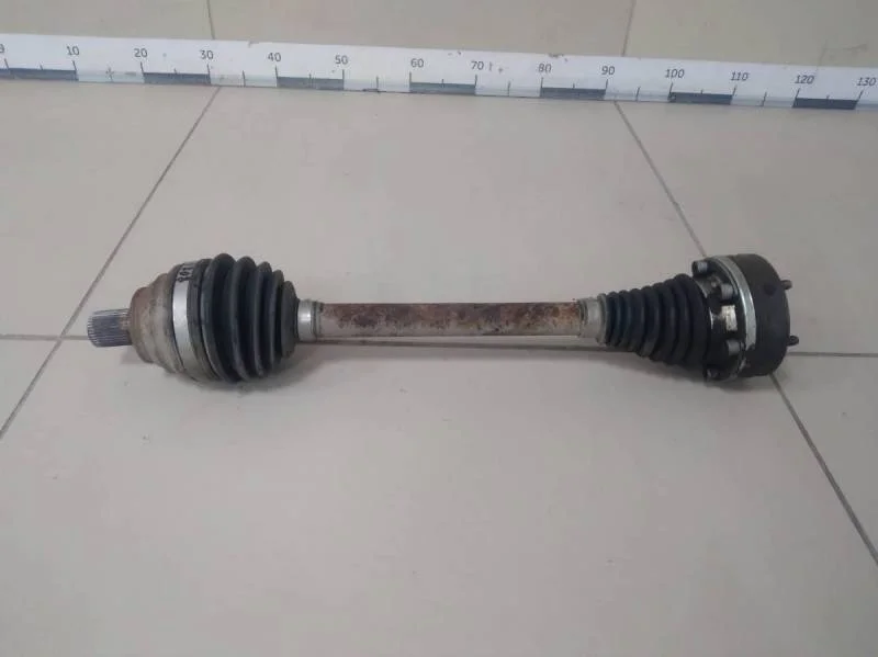 Полуось передняя левая Skoda Octavia (A7) 2013>