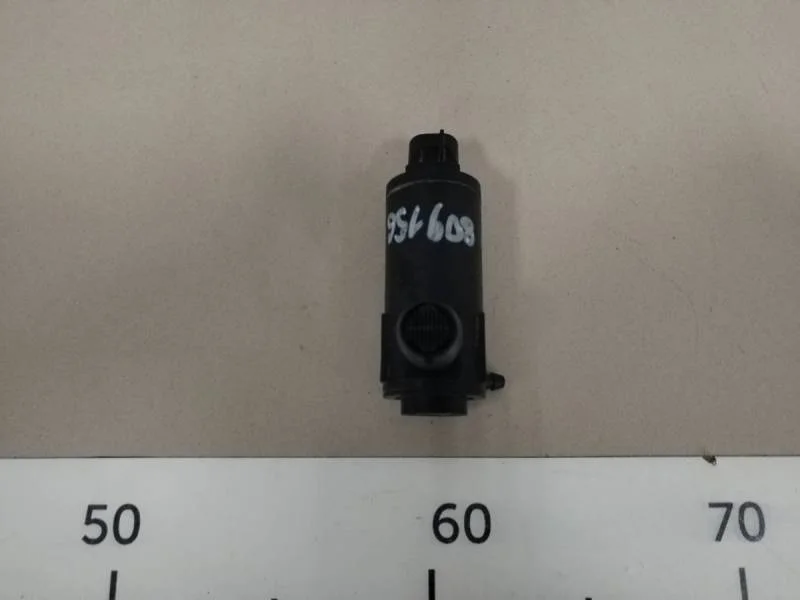 Насос омывателя Hyundai Solaris 2010-2017