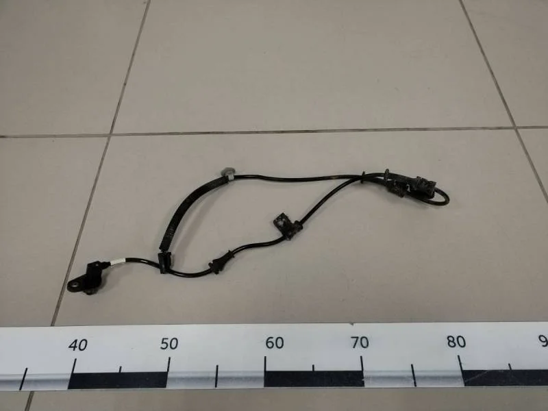 Датчик ABS передний левый Hyundai Solaris 2010-2017