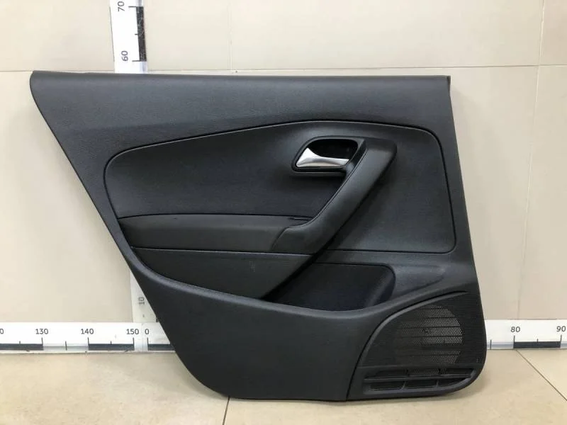 Обшивка двери задней левой Volkswagen Polo (Sed RUS) 2011>