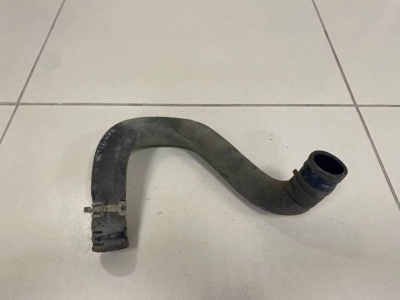 Патрубок радиатора охлаждения Toyota Auris (E150) 2006-2012