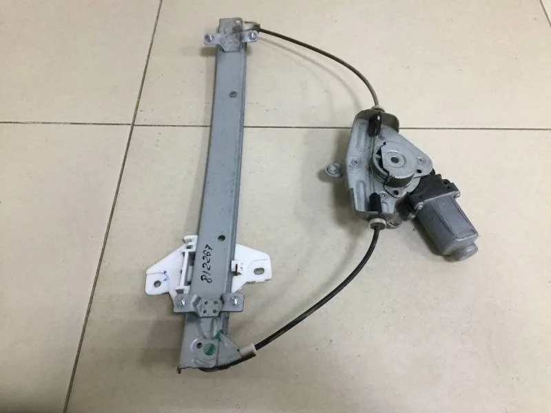 Стеклоподъемник электр. задний правый Hyundai Solaris 2010-2017
