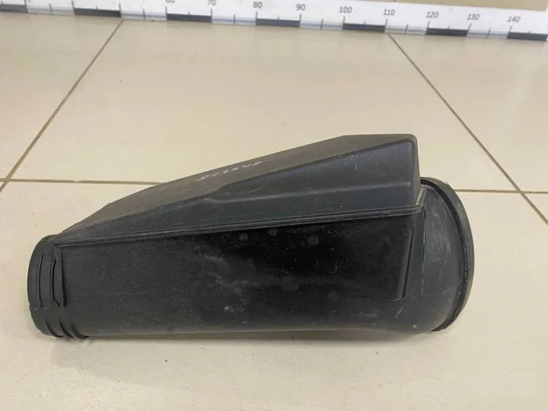 Резонатор воздушного фильтра Renault Duster 2012>