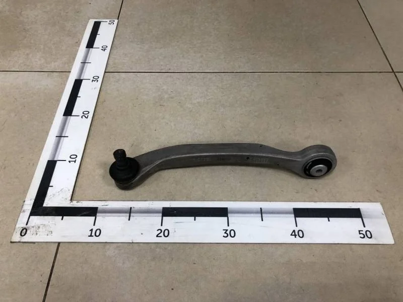 Рычаг передний верхний правый Volkswagen Phaeton 2007-2016