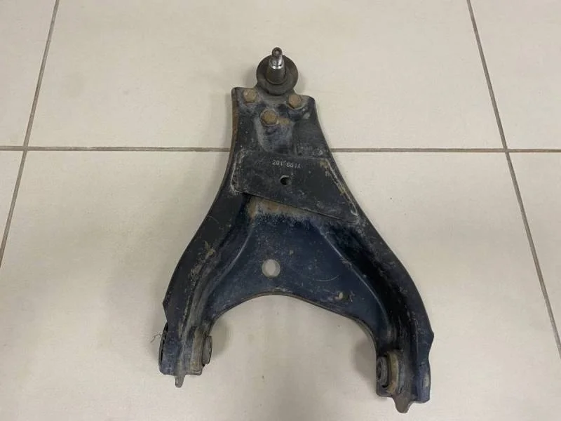 Рычаг передний правый Renault Duster 2012>