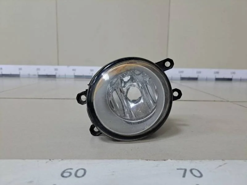 Фара противотуманная правая Toyota Corolla E150 2006-2013