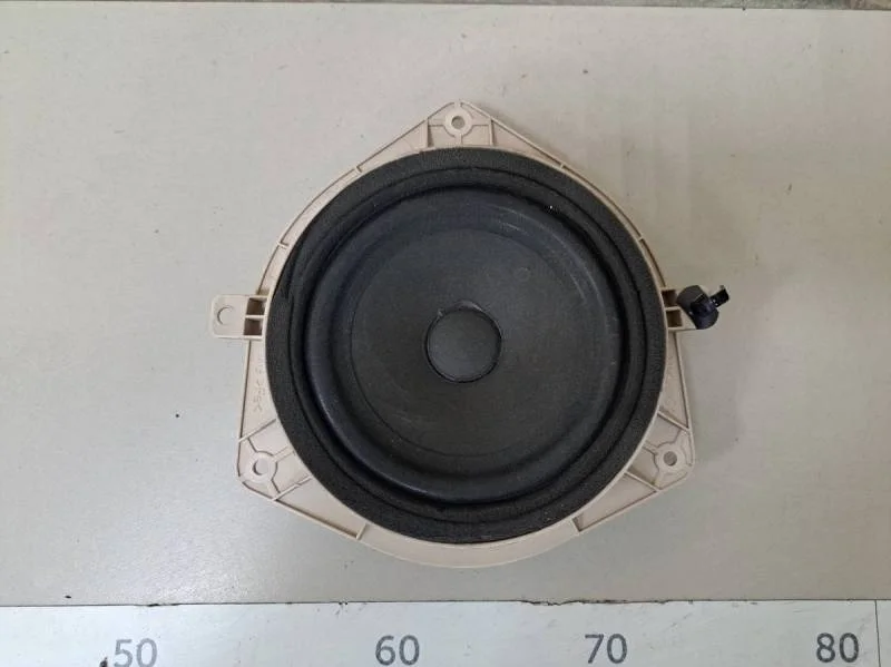 Динамик Kia Rio 3 (UB) 2011-2017