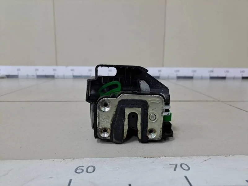 Замок двери передней правой Kia Rio 3 (UB) 2011-2017