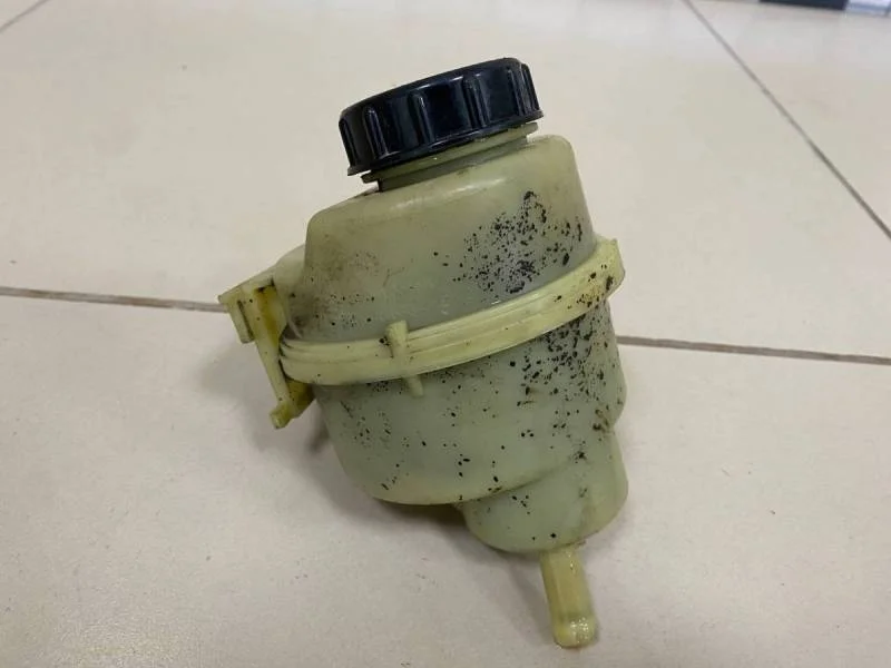 Бачок гидроусилителя Nissan Terrano (D10) 2014>