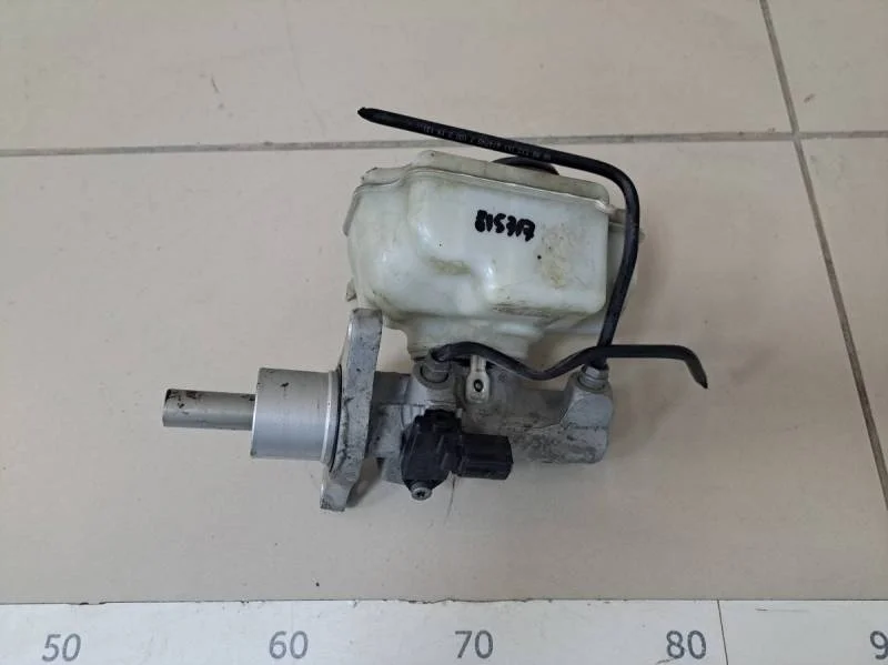 Цилиндр тормозной главный Volkswagen Golf Plus 5 2005-2014