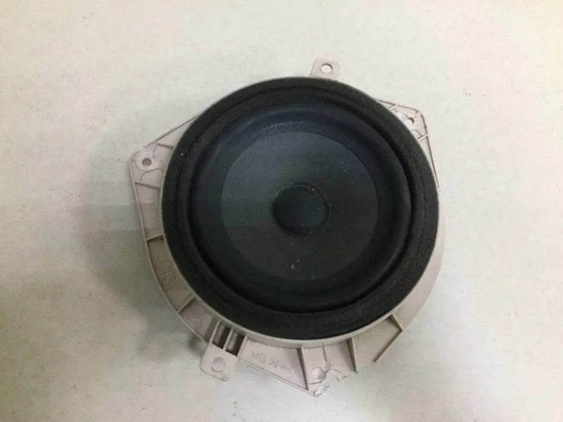 Динамик Kia Rio 3 (UB) 2011-2017