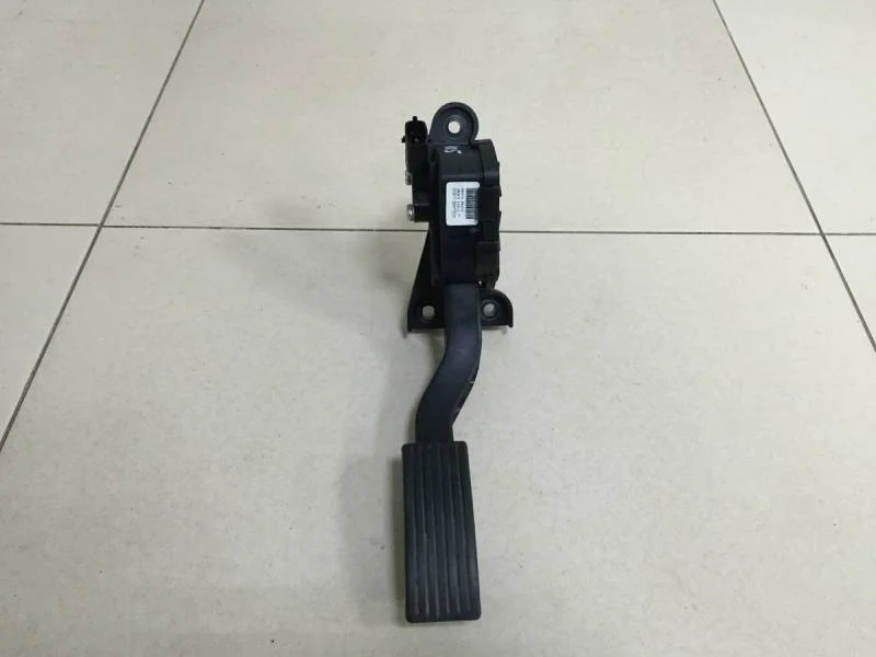 Педаль газа Kia Rio 3 (UB) 2011-2017