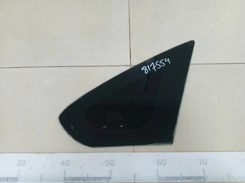 Стекло кузовное глухое правое Nissan Almera 3 (G11, G15) 2012>