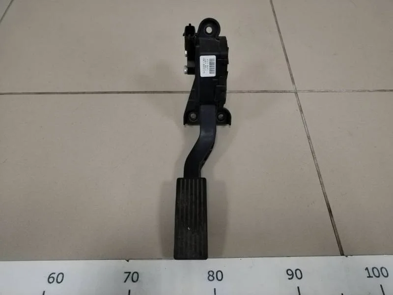 Педаль газа Hyundai Solaris 2010-2017