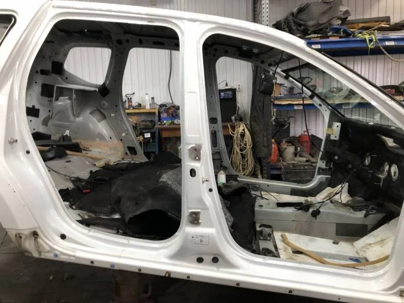 Порог со стойкой правый Renault Duster 2012>