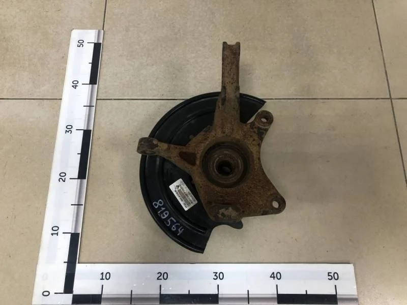 Кулак поворотный передний левый Renault Duster 2012>