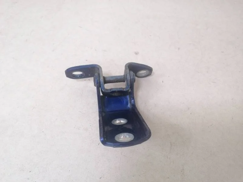Петля двери задней левой нижняя Toyota Camry (V40) 2006-2011