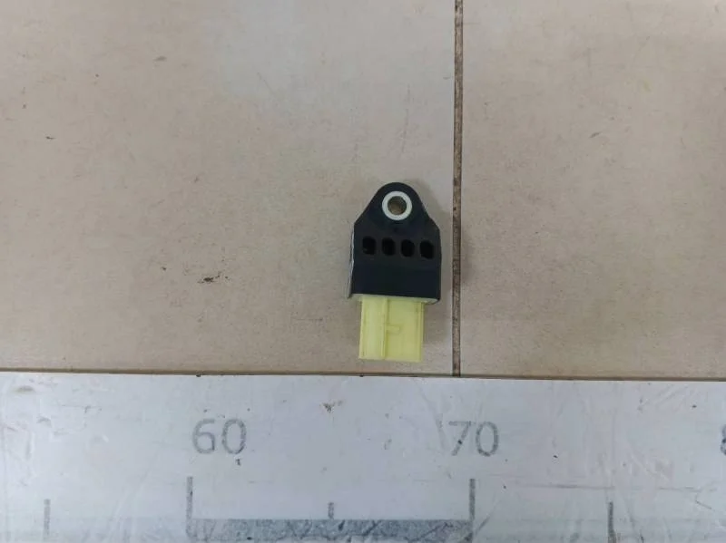 Датчик AIR BAG Toyota Camry (V40) 2006-2011