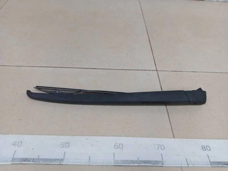 Поводок стеклоочистителя задний Hyundai Tucson (JM) 2004-2010