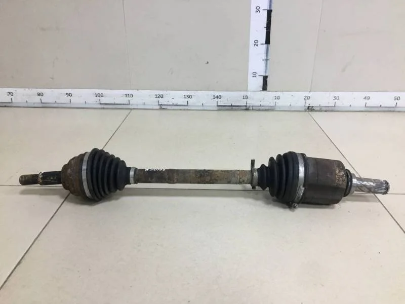 Полуось передняя левая Renault Sandero 2009-2014