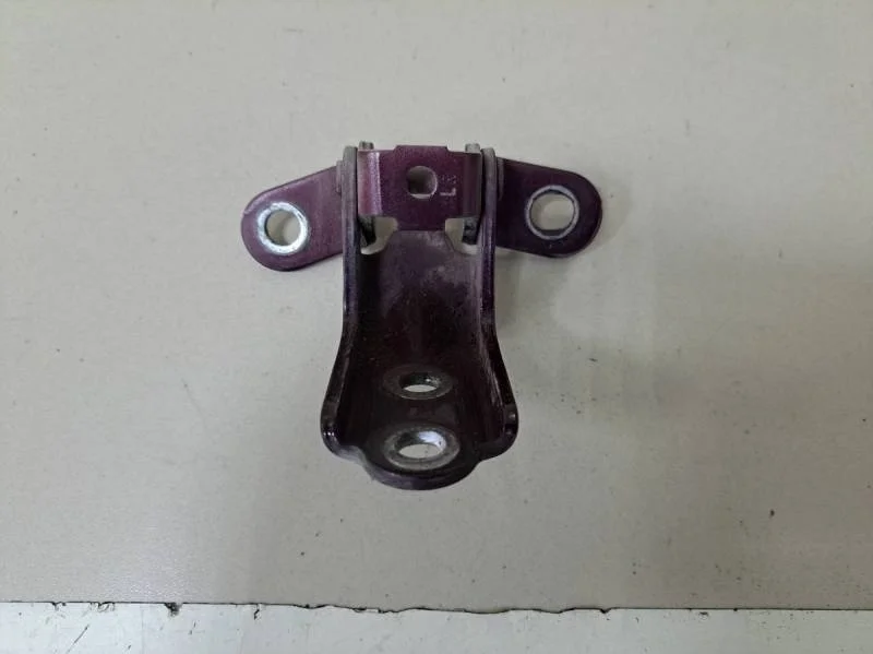 Петля двери задней правой нижняя Hyundai Solaris 2010-2017