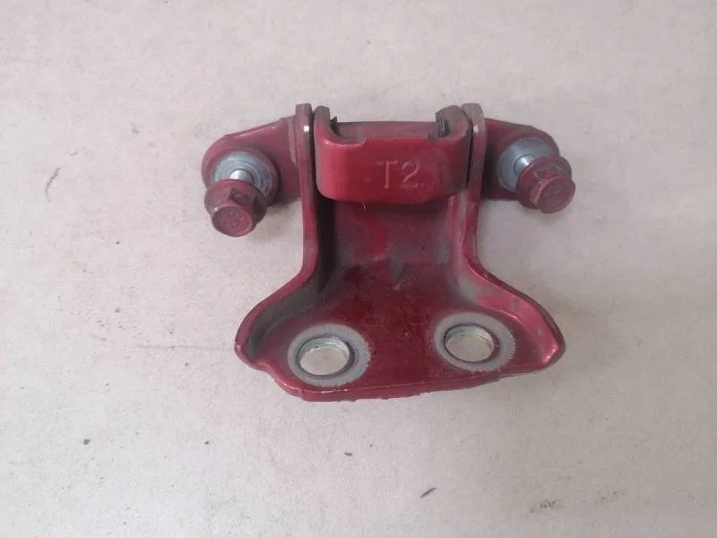 Петля двери задней правой верхняя Chevrolet Aveo T250 2005-2011