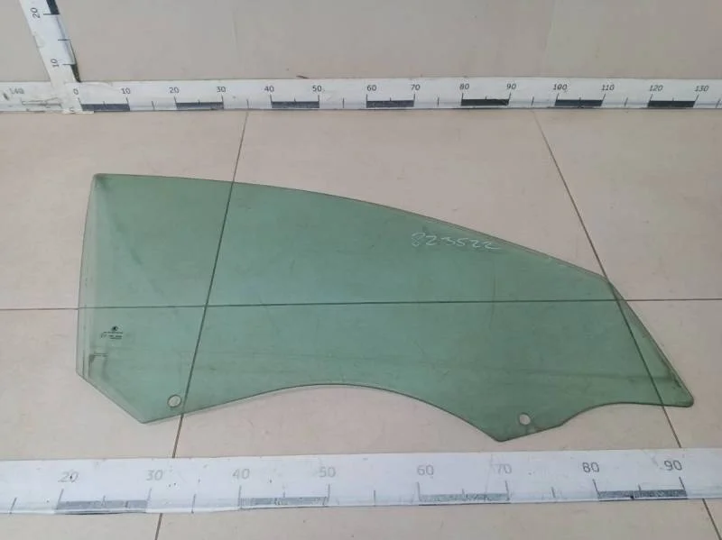 Стекло двери передней правой Skoda Octavia (A7) 2013>