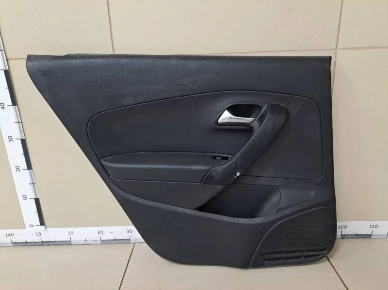 Обшивка двери задней левой Volkswagen Polo (Sed RUS) 2011>