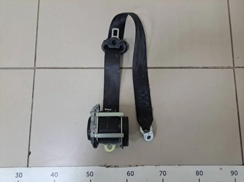Ремень безопасности с пиропатроном Skoda Octavia (A5 1Z-) 2004-2013
