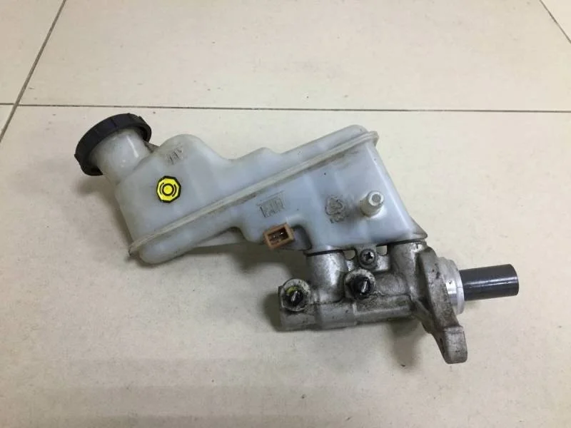 Цилиндр тормозной главный Hyundai Solaris 2010-2017