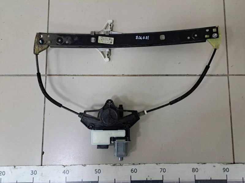 Стеклоподъемник электр. задний левый Skoda Octavia (A7) 2013>