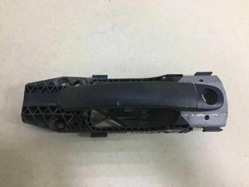 Ручка двери передней наружная левая Volkswagen Polo (Sed RUS) 2011>