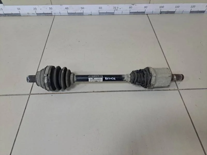 Полуось передняя левая Skoda Octavia (A7) 2013>