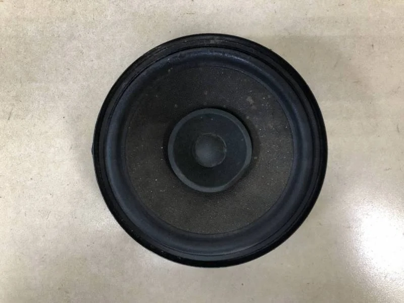 Динамик Volkswagen Polo (Sed RUS) 2011>